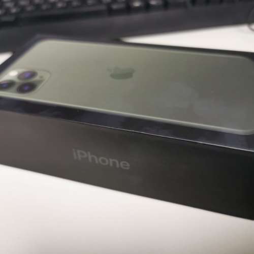 二手九成新 iPhone 11 Pro Max 256GB (午夜綠色/CSL 行貨)