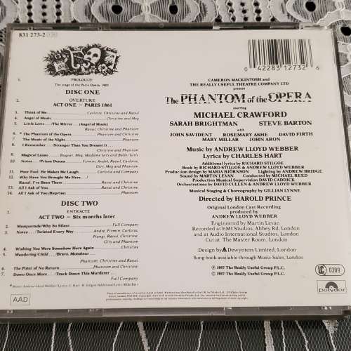 近70%新 used The PHANTOM of the OPERA 歌劇魅影 2CD (Box Broken 爛膠盒)  海怡半...
