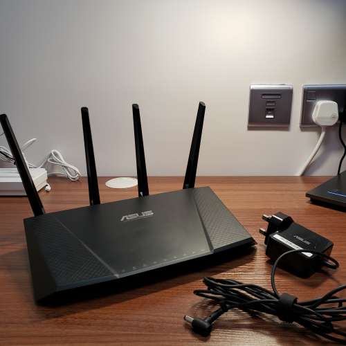 ASUS RT-AC87U AC2400 4x4 Dual Band Wi-Fi Router 無線雙頻路由器