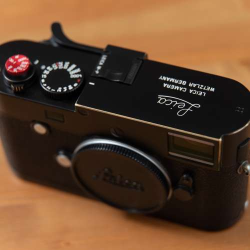 Leica MP240 M240P Thumbs up not M3 M9 M10