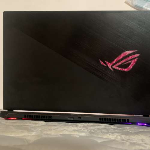 華碩rog i7 8750h+gtx1070+16gddr4 gx531全世界最薄遊戲手提電腦！