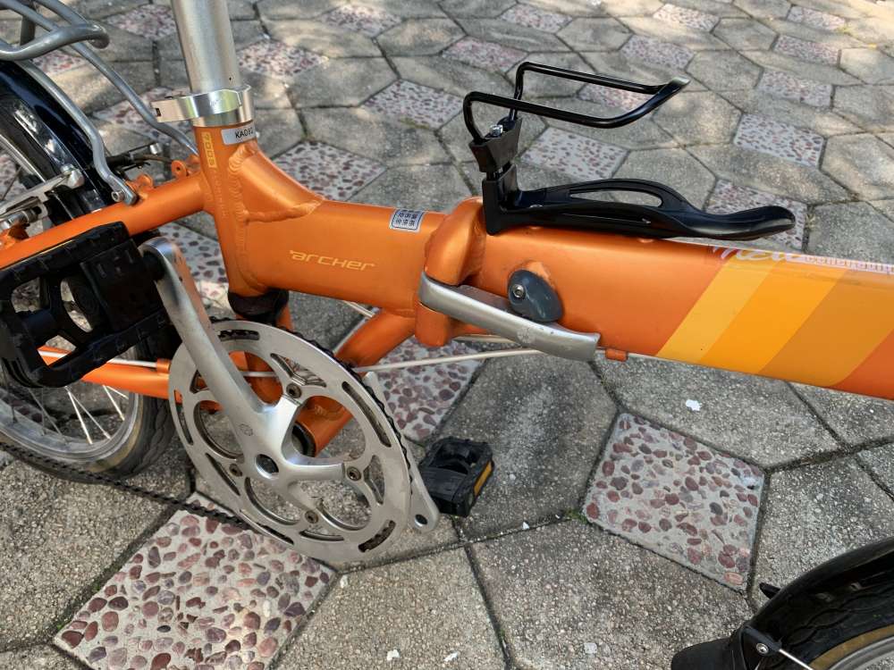 dahon ka082