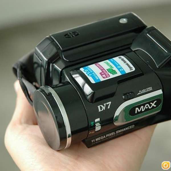 max dv7 相機