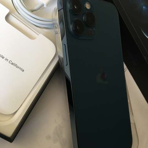 用咗幾日iPhone 12 Pro Max 128gb太多平洋藍色