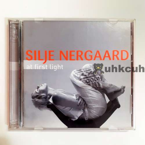 挪威創作天后 爵士CD【 SILJE NERGAARD at first light 】