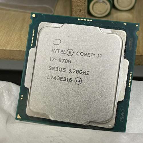 Intel Core i7-8700 處理器 12M 快取記憶體，最高 4.60 GHz