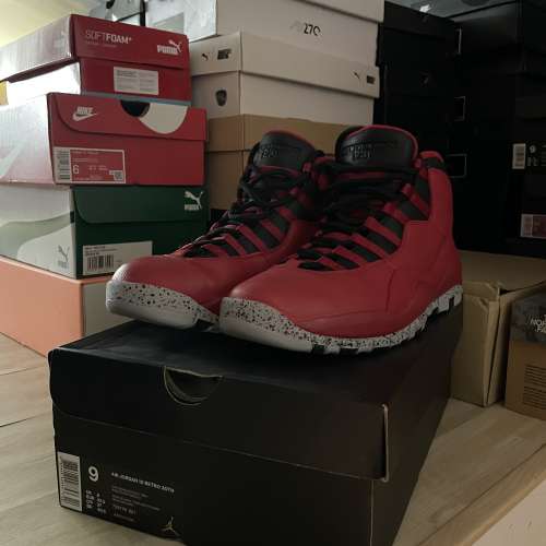 多對 Nike Air Jordan 10 Gym Red 9 Anthracite React 270 US9