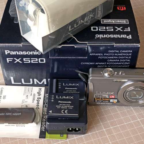 Panasonic FX520