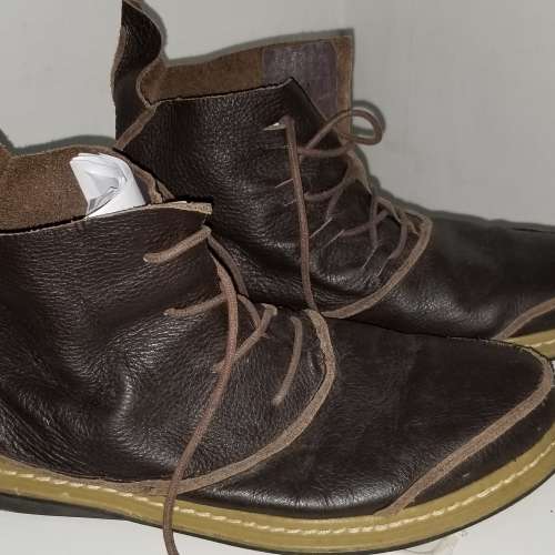 男士休閒軟皮鞋 Men's Soft Leather Mid Cut Shoes Size US 9 / Euro 42