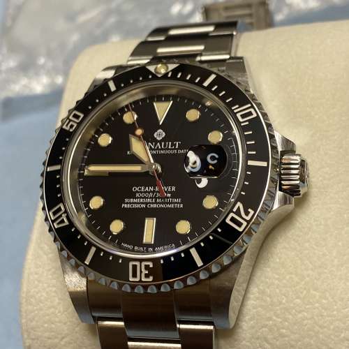 Sell: Ginault Ocean Rover 2 201875GSCN Gold Sand Lume ETA 2824-2