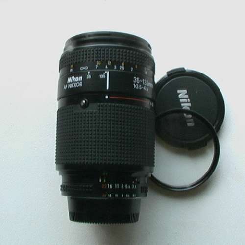Nikon AF NIKKOR 35-135mm F3.5-4.5 MACRO 鏡