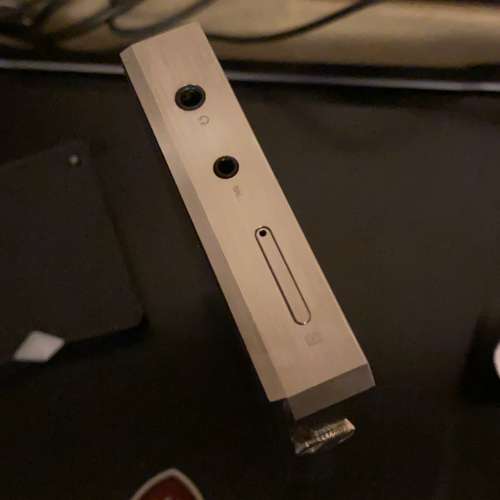 Sp1000ss 背面玻璃amp位有小裂 其他地方新淨