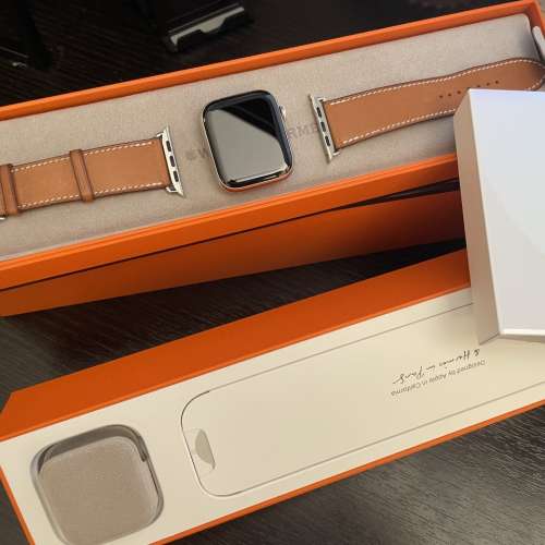 Apple Watch Series 5 Hermes 44mm Silver colour