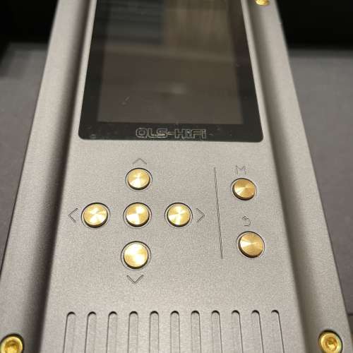QLS QA360LE 限定版播放器，送耳機