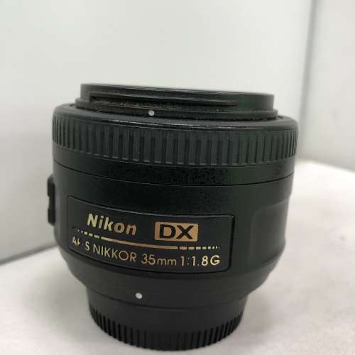 Nikon 35mm f1.8 dx