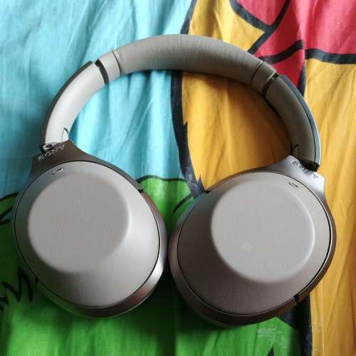 Sony MDR-1000X