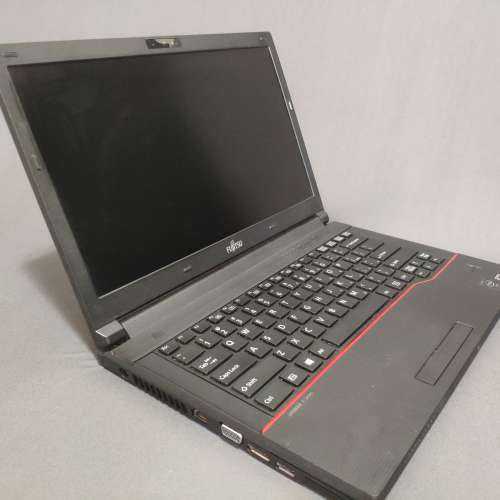 全新Fujitsu Lifebook E544 i5 4210M/4GB ram/500GB/14" LED