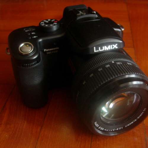 新淨 ~~ Panasonic DMC-FZ50  半專業數碼相機