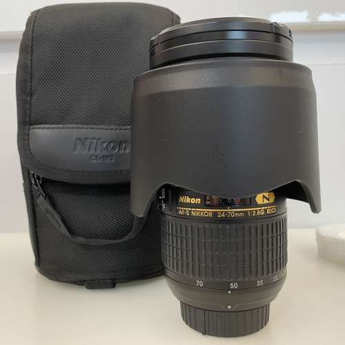 Nikon 24-70mm f 2.8ED