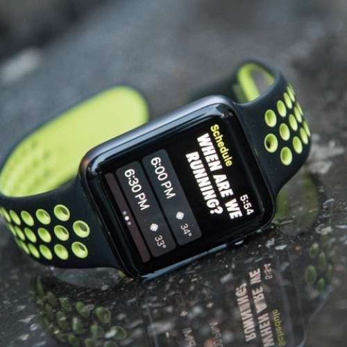90% Apple Watch Series 2 42mm Nike Black gps