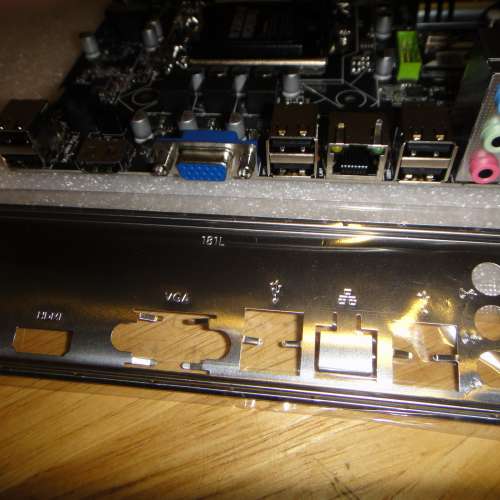 intel itx 17x19 H61晶片主版 ((內置正版Window10Pro )) Socket 1155