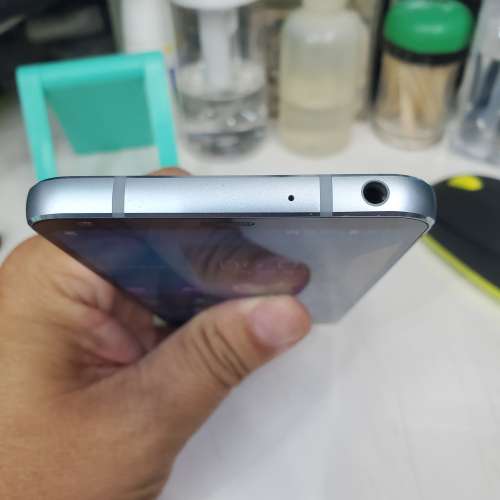 LG  G6+ 9成新行機128gb (not iphone samsung)