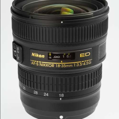 Nikon AF-S NIKKOR 18-35mm F3.5-4.5G ED