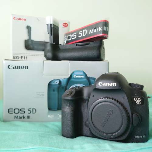 Canon EOS 5D Mark III + 電池手柄BG-E11