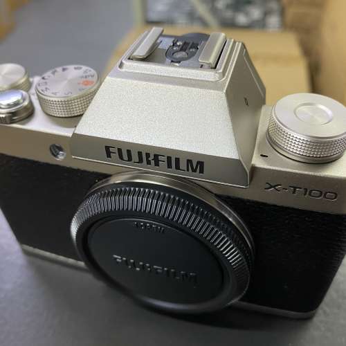 Fujifilm X-T100 XC 15-45mm kit (Champagne Gold)