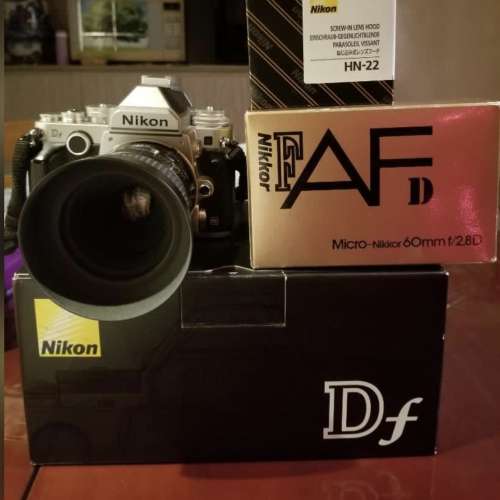 Nikon df silver + 60mm f2.8 D micro