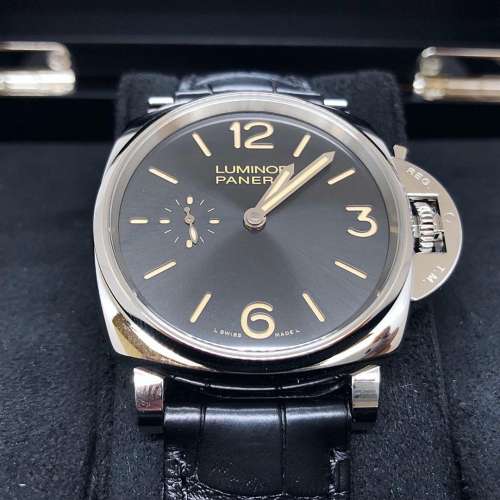 玩具pam 676, panerai 676