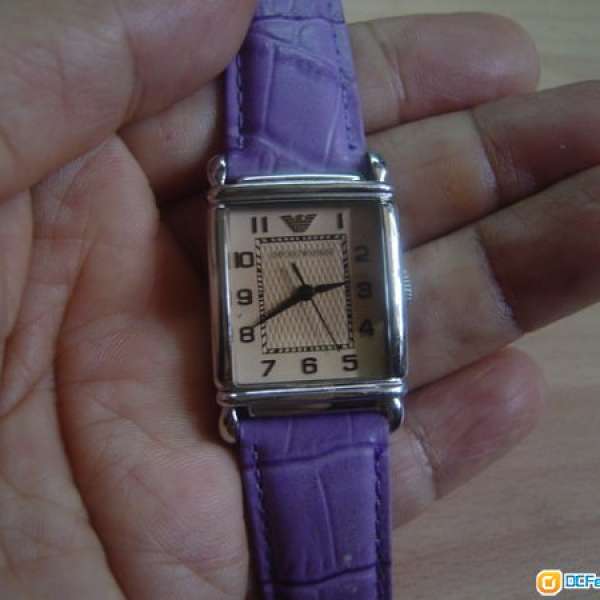 正版 EMPORIO ARMANI 長方面手錶,只售HK$300(不議價) 請細看描述