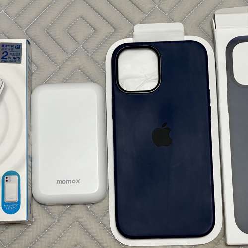 Momax Magsafe磁吸充電寶+Apple iPhone 12 Pro Max官方矽膠殼 Apple Silicone Case