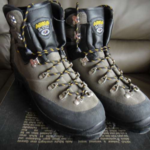 全新 ASOLO Aconcagua GV GORE-TEX 登山鞋