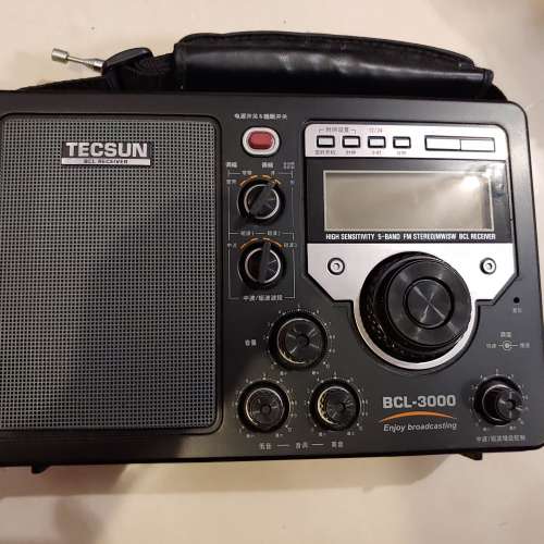 TECSUN多波段收音機(BCL-3000) (不知好壞,當零件機出售)