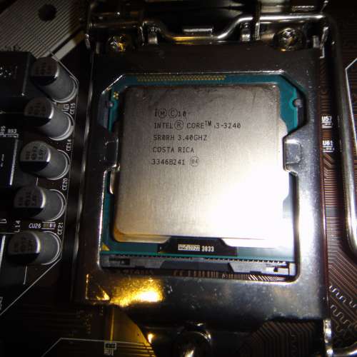 Intel® Core™ i3-3240 3.4 GHz 連MATX主版 B75晶片 Socket115