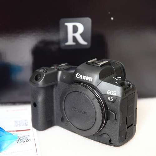 99.999新行貨 EOS R5及EF-EOS R 轉接環