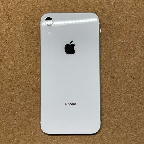 iPhone XR 128gb white