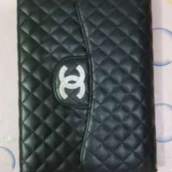 Chanel IPAD MINI Smart Case.  (黑色荔枝皮) Fake not Real  90% new