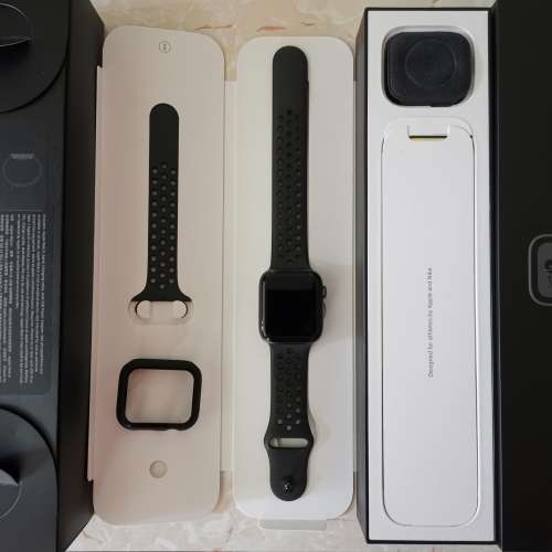 9成新 Apple Watch Series 4 GPS+LTE 44毫米 黑色
