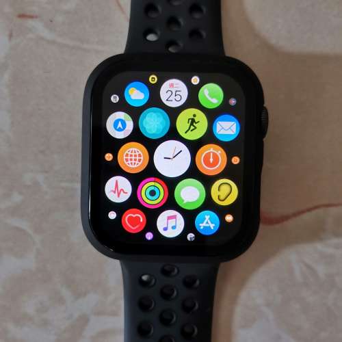 9成新 Apple Watch Series 4 GPS+LTE 44毫米 黑色