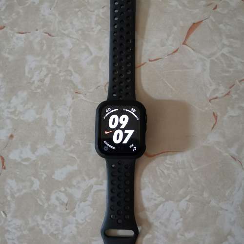 9成新 Apple Watch Series 4 GPS+LTE 44毫米 黑色