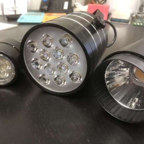 LED 射燈 3支 ( 連1米路軌 )