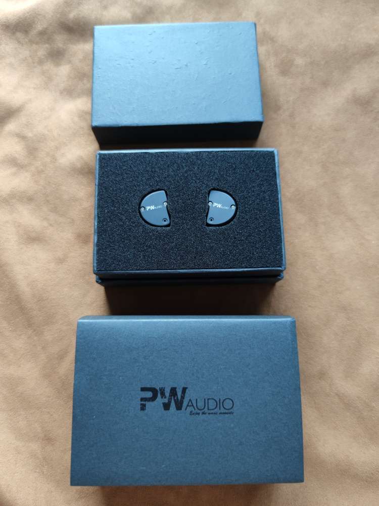 買賣全新及二手Earphones, 影音產品- PW audio Siren + 1960S 4.4 CM