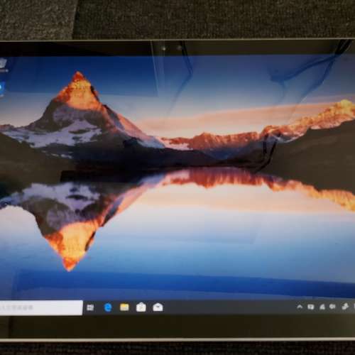 Surface Pro 4 i5 6300U/4G/128G SSD 不連Keyboard