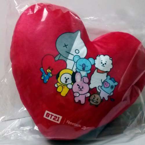 Reebok BT21 限量版心形 cushion