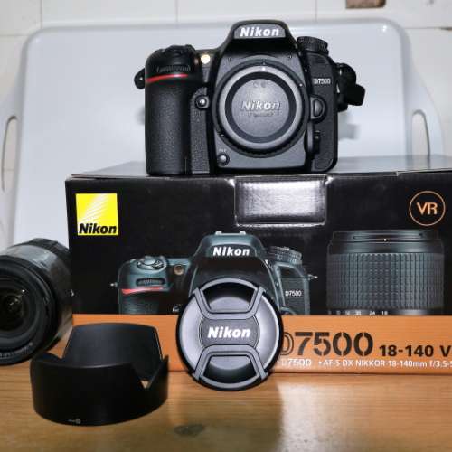 Nikon D7500 & 18-140 VR Kit  (98% new)