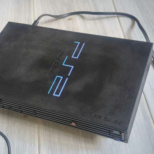 (執屋放售) PS2 主機 (Playstation 2 遊戲機)