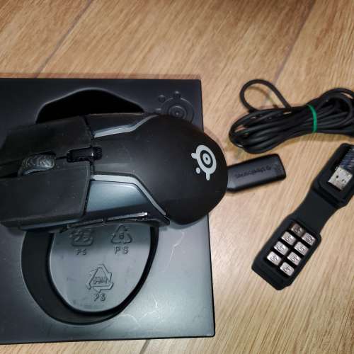 Steelseries Rival 650 無線mouse