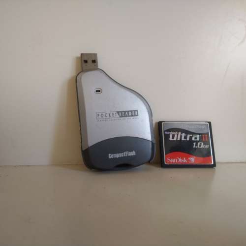 SanDisk 1GB Ultra II CompactFlash Memory Card 連專用讀咭器